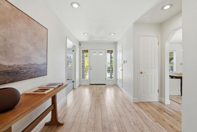 6801 Westmore Way, Carmichael, CA 95608