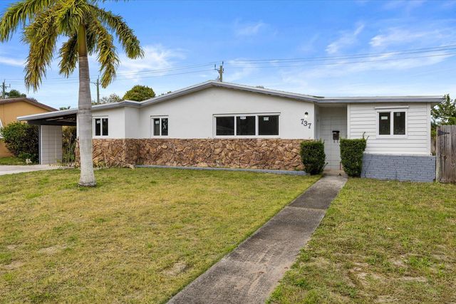 737 W Ilex Drive, West Palm Beach, FL 33403