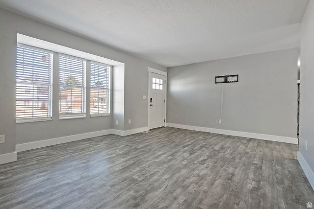 2553 W MASONS MILE DR, Taylorsville, UT 84129