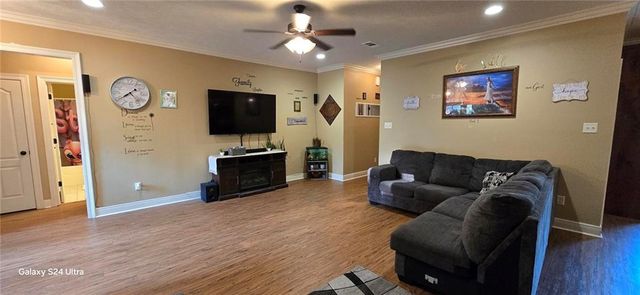 193 SUNNY HILL Drive, Pineville, LA 71360