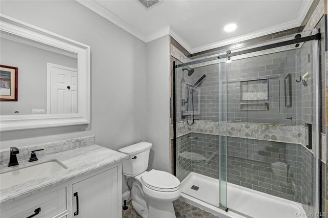 70 Strawberry Commons, Riverhead, NY 11901