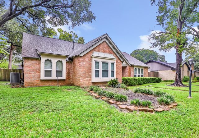 18122 Oakhampton Drive, Houston, TX 77084