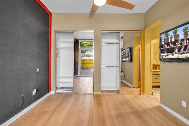 130 W Racquet Club Road 511, Palm Springs, CA 92262