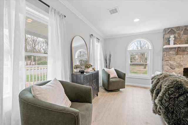 39 Niagara Street, Miller Place, NY 11764