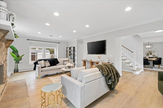 39 Niagara Street, Miller Place, NY 11764