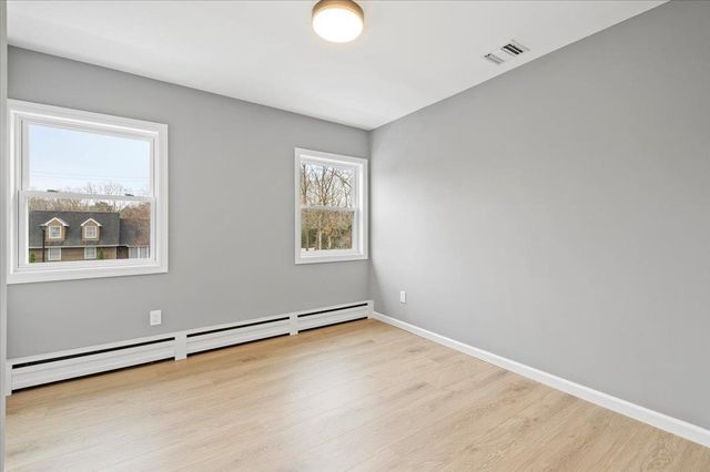 39 Niagara Street, Miller Place, NY 11764