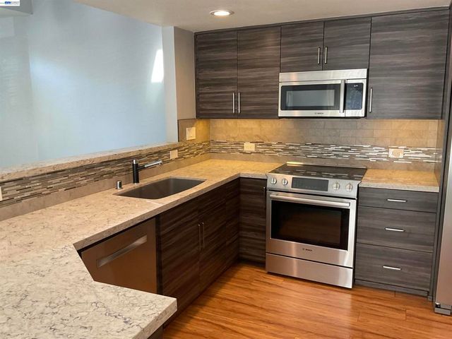 1396 Danville Blvd, Alamo, CA 94507