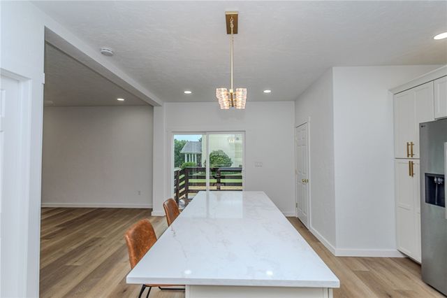 23 4th Ave, Scottdale, PA 15683