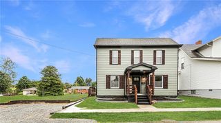 23 4th Ave, Scottdale, PA 15683