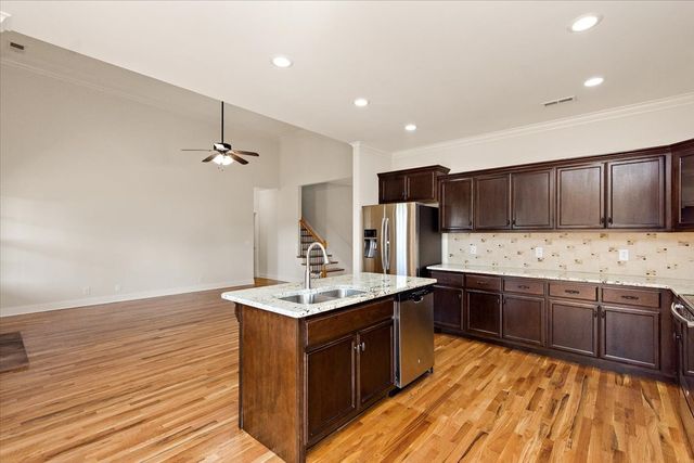 5233 Honeybee Dr, Murfreesboro, TN 37129