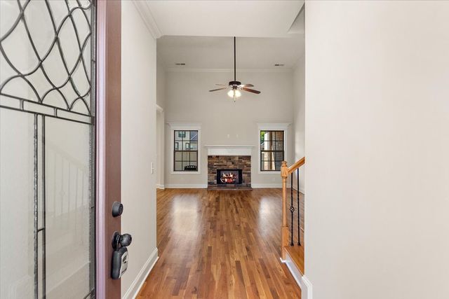 5233 Honeybee Dr, Murfreesboro, TN 37129