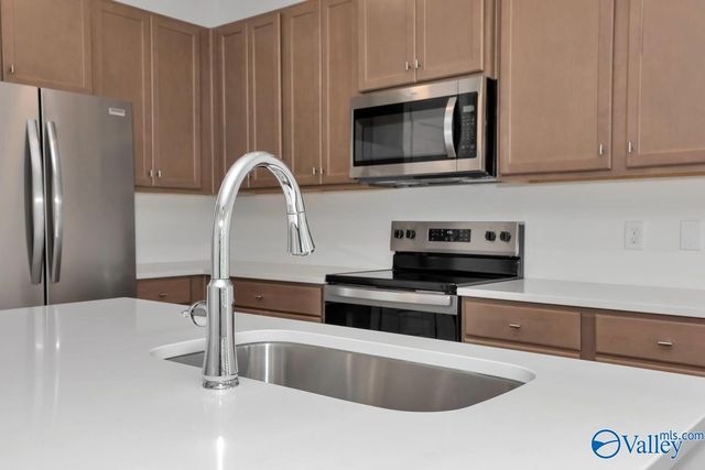 7578 Discovery Point Drive, Huntsville, AL 35806