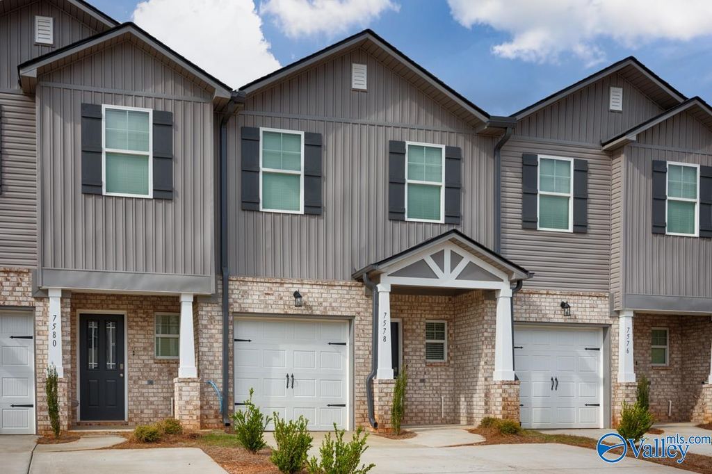 7578 Discovery Point Drive, Huntsville, AL 35806