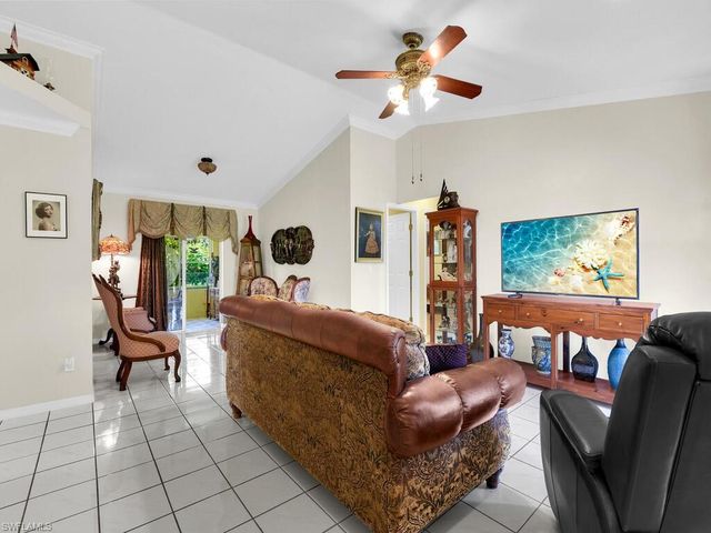 1433 SE 13th TER, Cape Coral, FL 33990