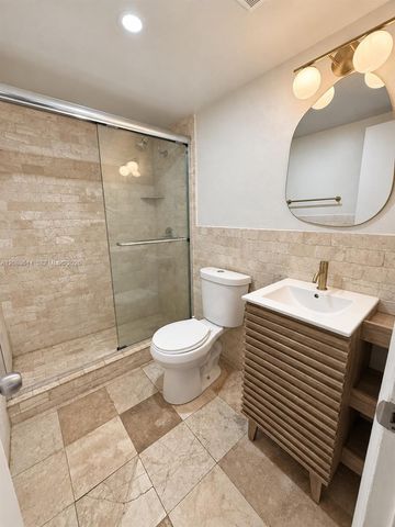 327 W 28th Street, Miami Beach, FL 33140