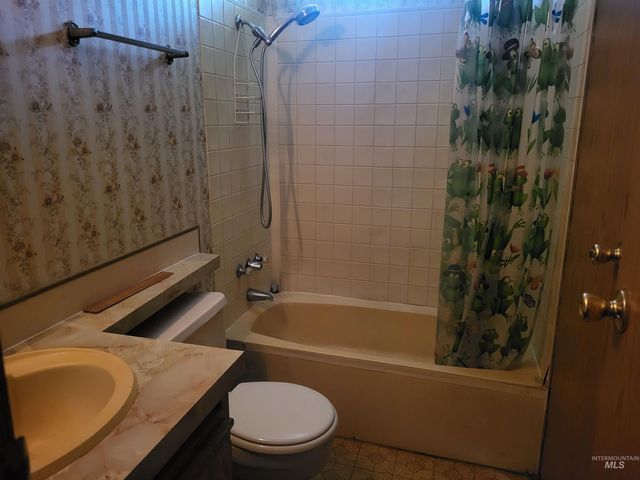563 Woodland Meadow Lane, Orofino, ID 83544