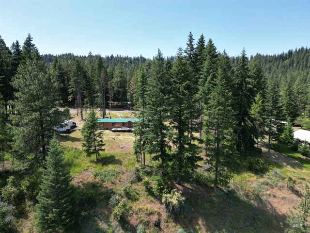 563 Woodland Meadow Lane, Orofino, ID 83544