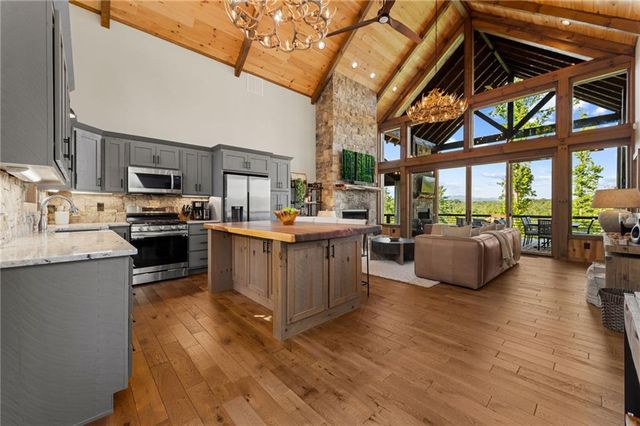 107 Fish Tale Cove, Ellijay, GA 30540