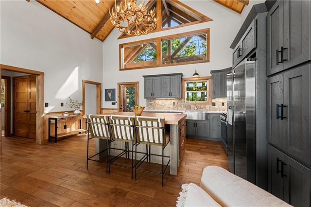 107 Fish Tale Cove, Ellijay, GA 30540