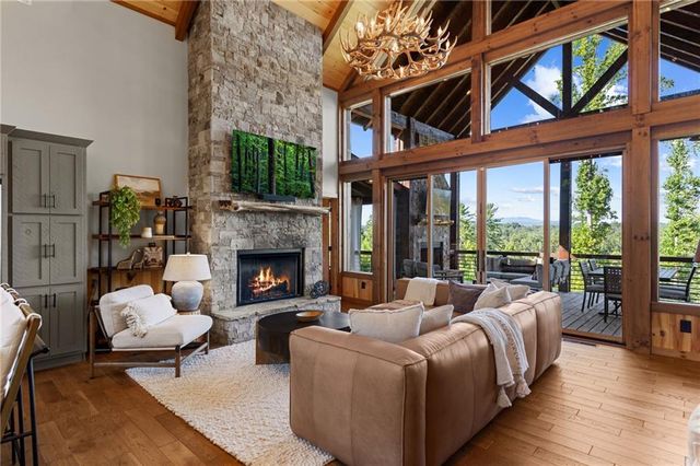 107 Fish Tale Cove, Ellijay, GA 30540