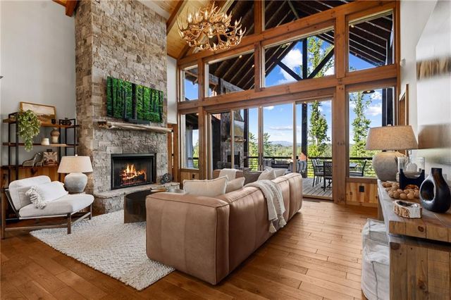 107 Fish Tale Cove, Ellijay, GA 30540