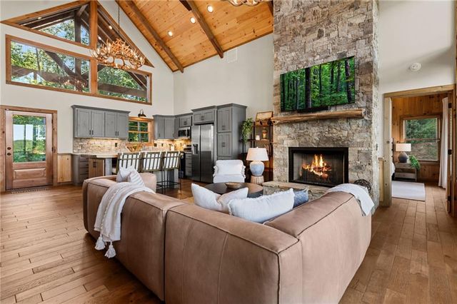 107 Fish Tale Cove, Ellijay, GA 30540