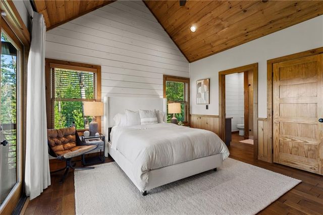 107 Fish Tale Cove, Ellijay, GA 30540