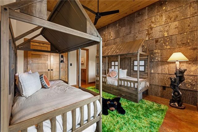 107 Fish Tale Cove, Ellijay, GA 30540
