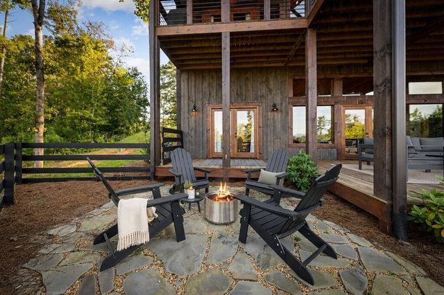 107 Fish Tale Cove, Ellijay, GA 30540