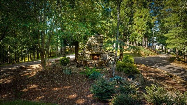 107 Fish Tale Cove, Ellijay, GA 30540