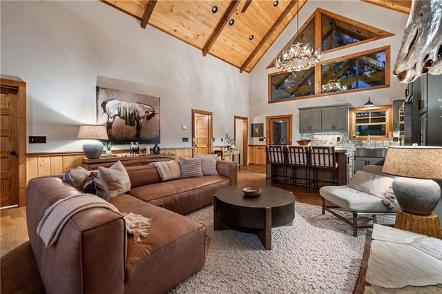 107 Fish Tale Cove, Ellijay, GA 30540