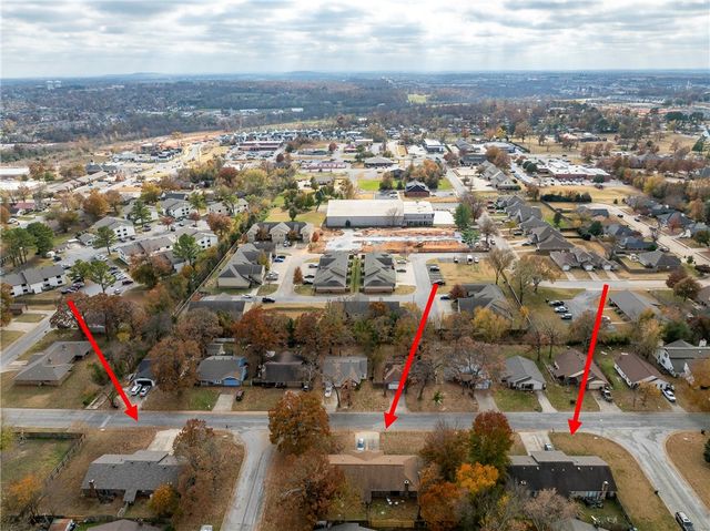 3507 W Beechwood Drive, Rogers, AR 72756