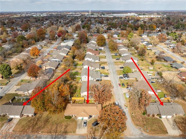 3507 W Beechwood Drive, Rogers, AR 72756