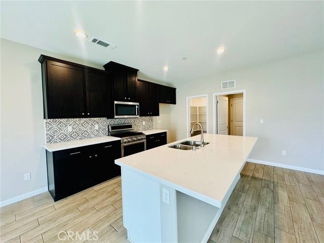 8512 Kowa, Bakersfield, CA 93314
