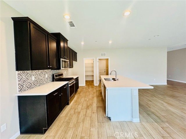 8512 Kowa, Bakersfield, CA 93314