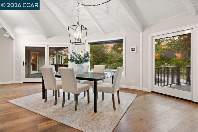 74 Bates Boulevard, Orinda, CA 94563