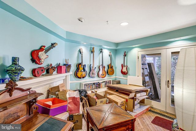 3062 N QUINCY ST N, Arlington, VA 22207