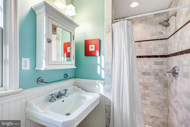 3062 N QUINCY ST N, Arlington, VA 22207