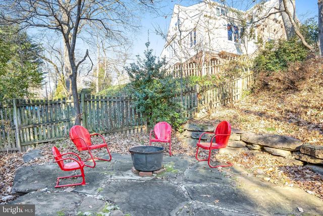 3062 N QUINCY ST N, Arlington, VA 22207