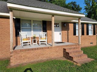 113 Spivey Farm LN, Suffolk, VA 23438