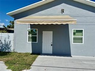 257 SW 12th Street #1, Dania Beach, FL 33004