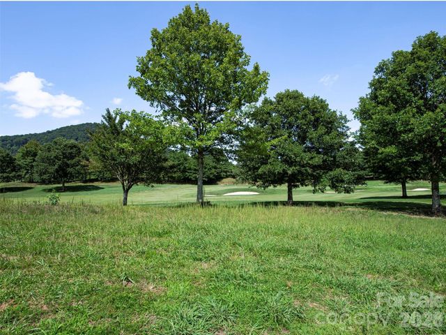 74 Walnut Valley Parkway 001, Arden, NC 28704