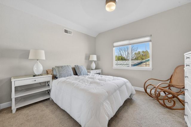 3435 C St, Rocklin, CA 95677