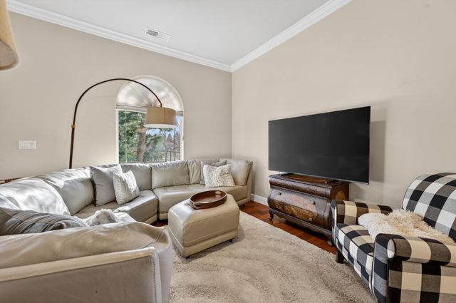 3435 C St, Rocklin, CA 95677