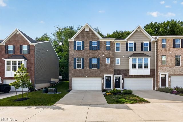 1129 Bean Lane, Akron, OH 44313