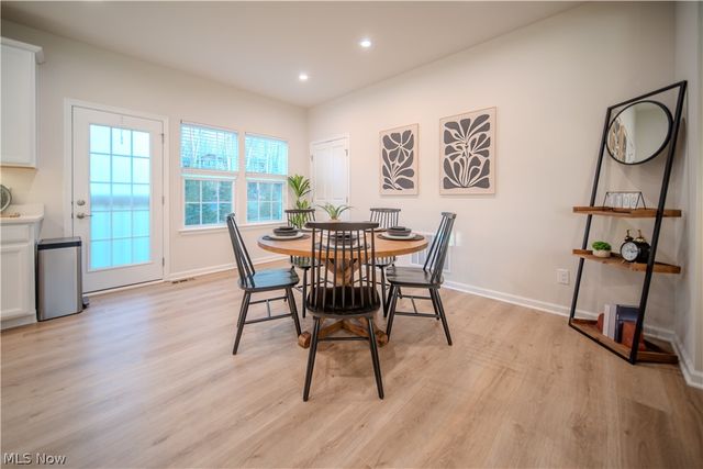 1129 Bean Lane, Akron, OH 44313