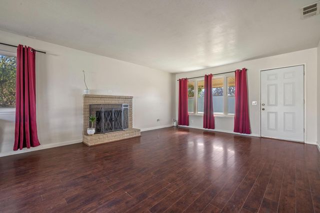 515 E St, Galt, CA 95632