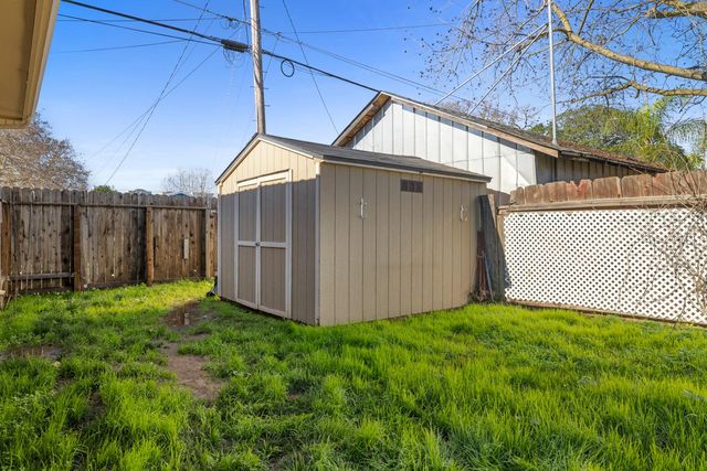 515 E St, Galt, CA 95632