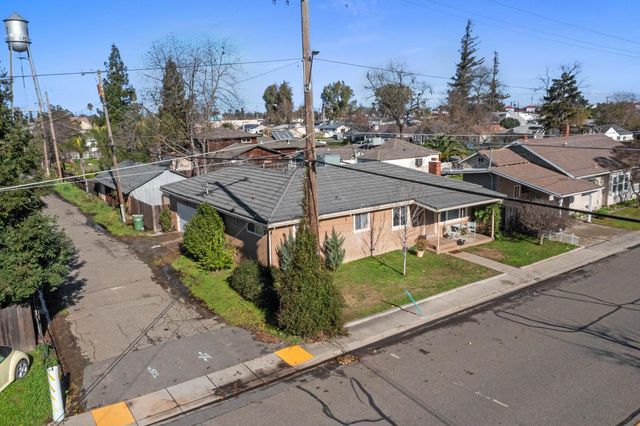 515 E St, Galt, CA 95632