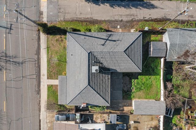 515 E St, Galt, CA 95632